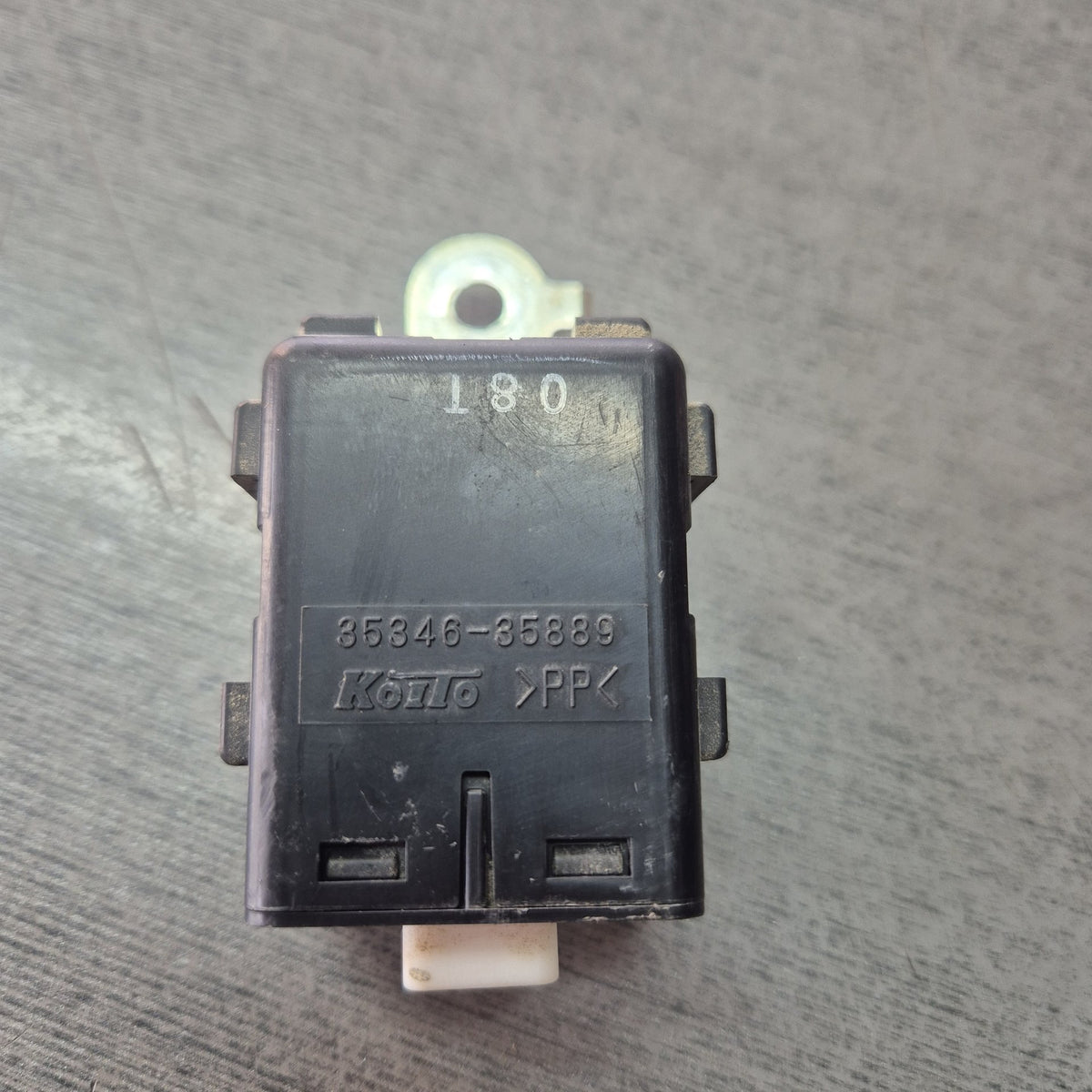 2011 Hino 700 Series All Series FY1EU - Relay PN: 35346-35889