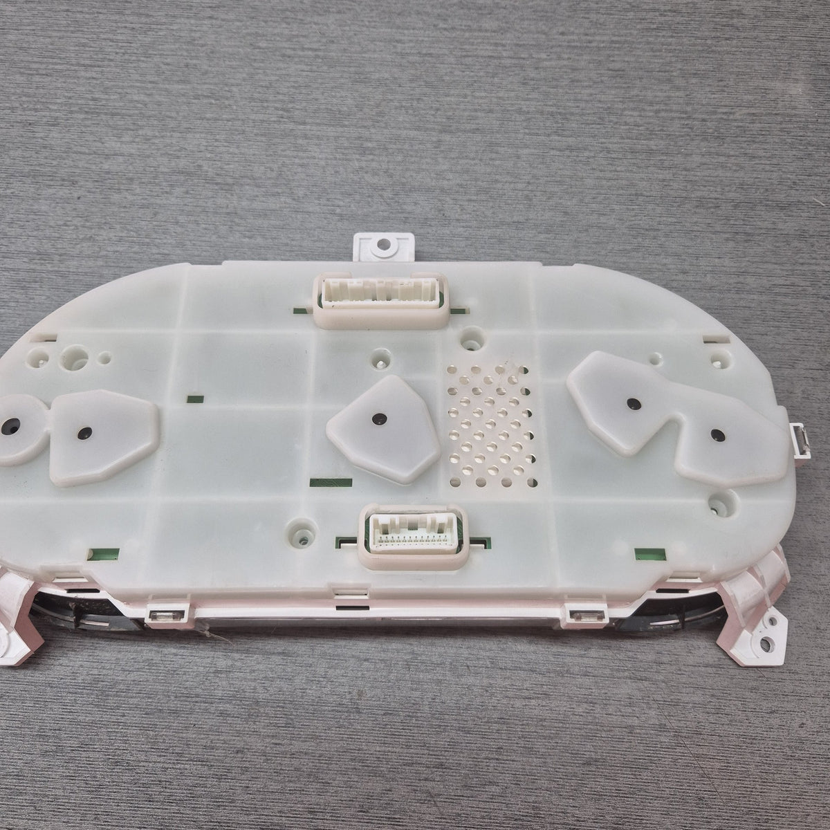 2009 Toyota Dyna XZU508 - Instrument Cluster PN: 83800-37K10